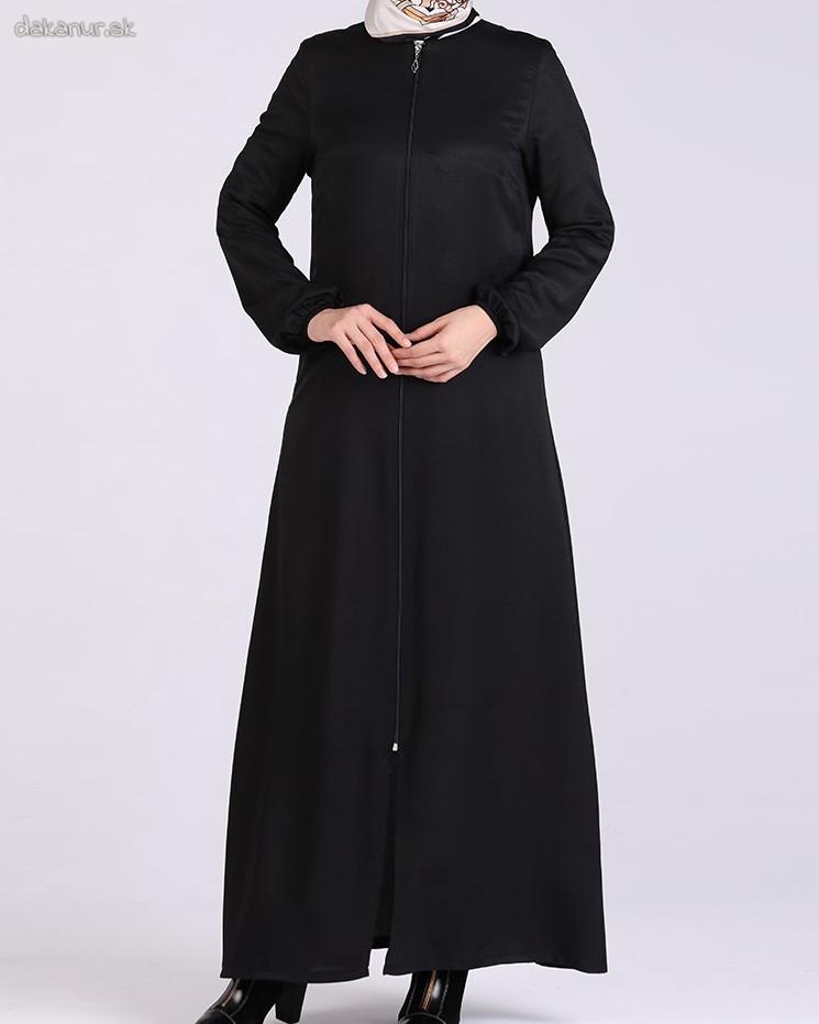 Čierna muslimská dámska abája