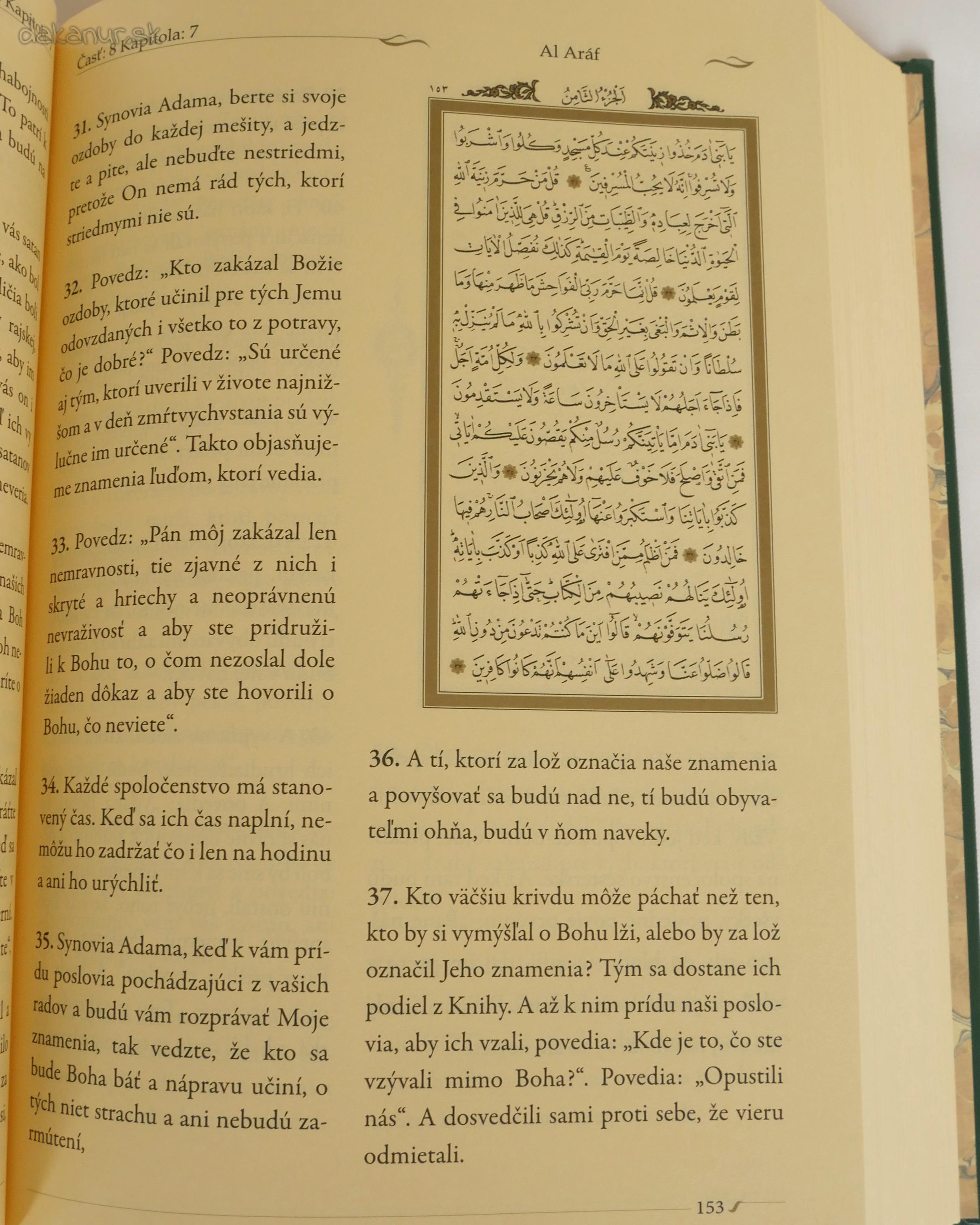 Korán v slovenskom-arabskom jazyku, červený