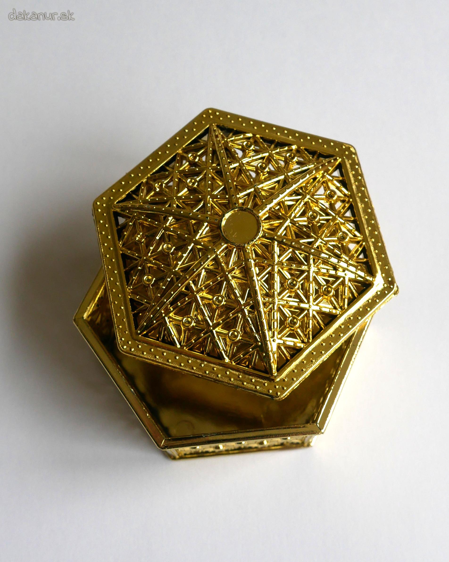 Šesťuholníková škatuľka v zlatej farbe