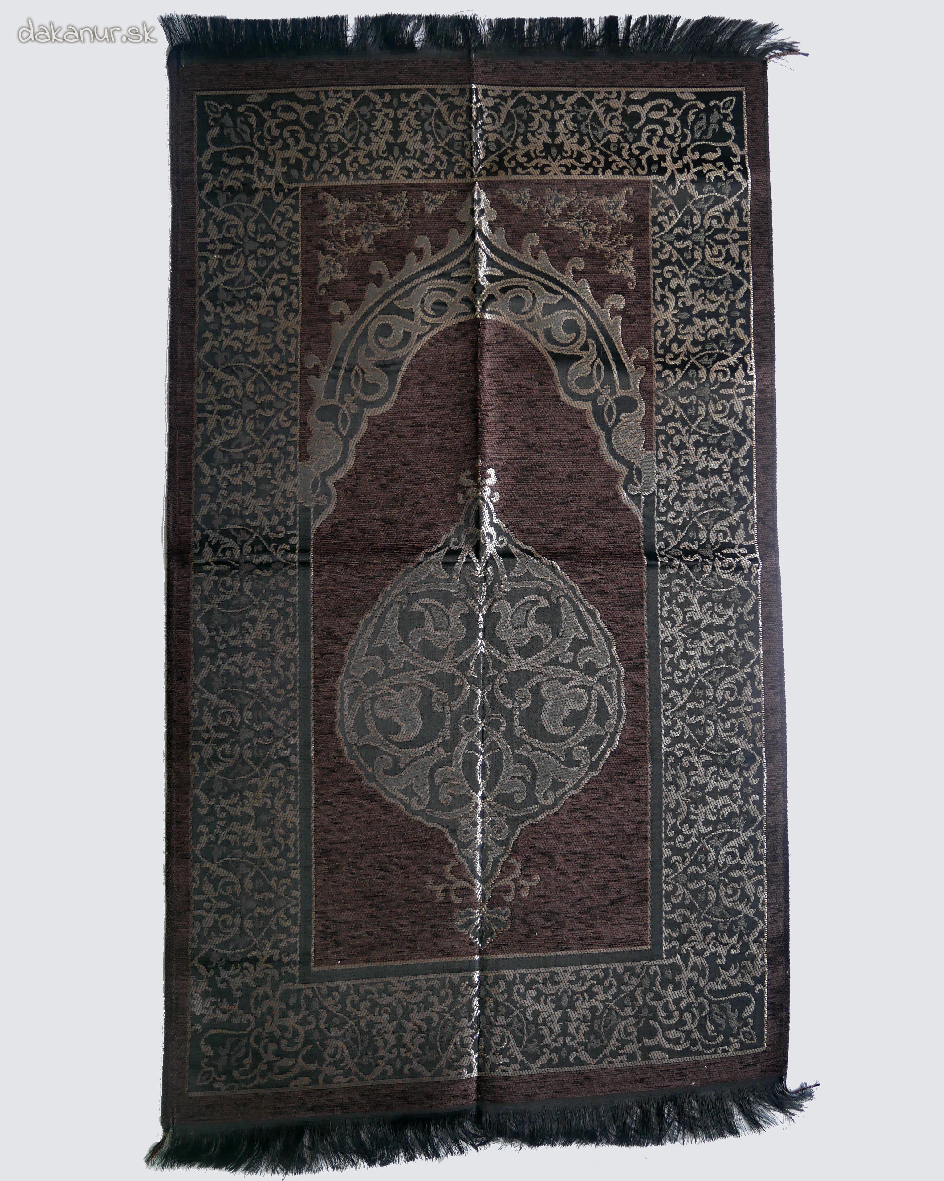 Islamský modlitebný koberec tmavohnedý