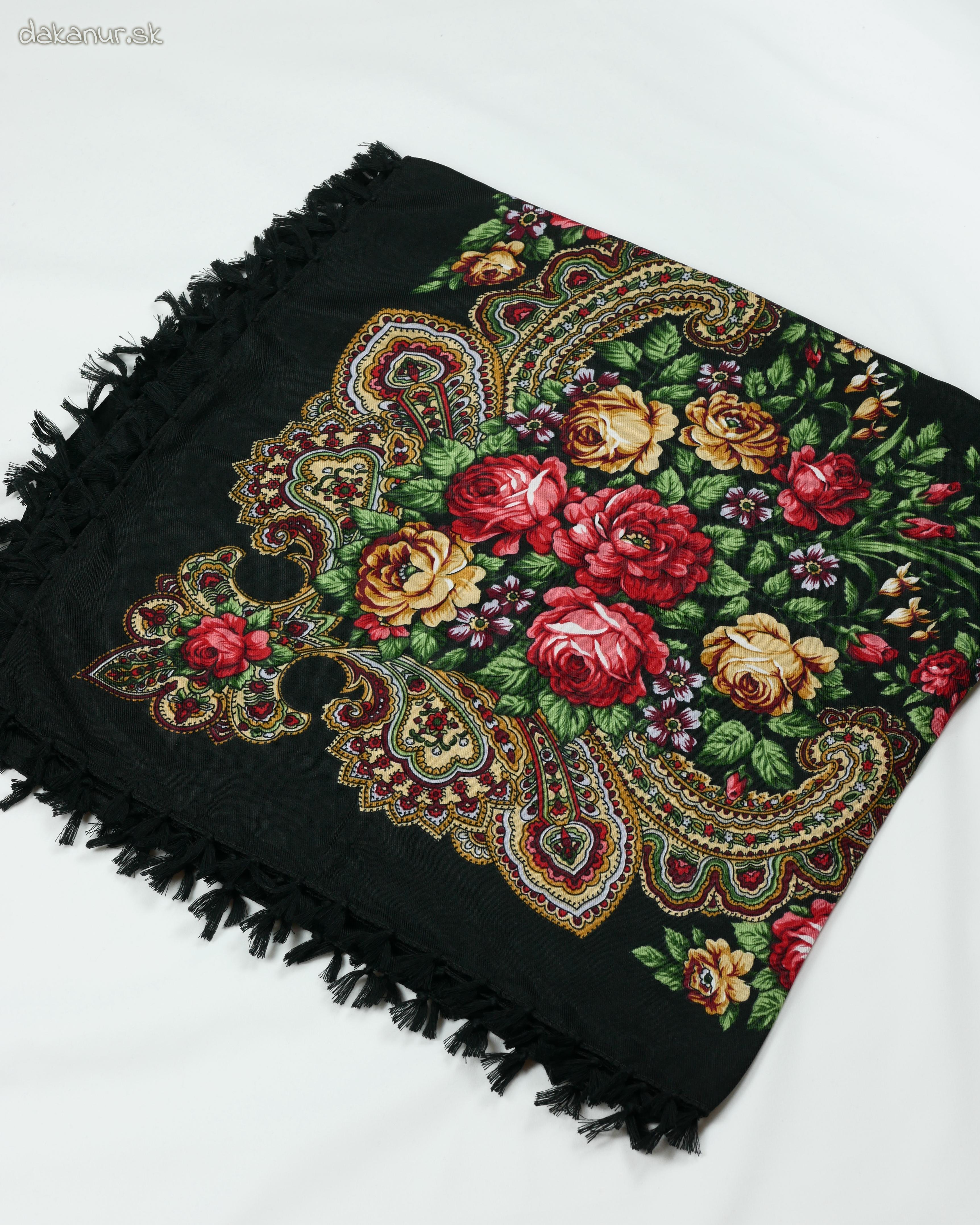Tradičná kvetovaná čierna folklórna šatka, hustka, chustka