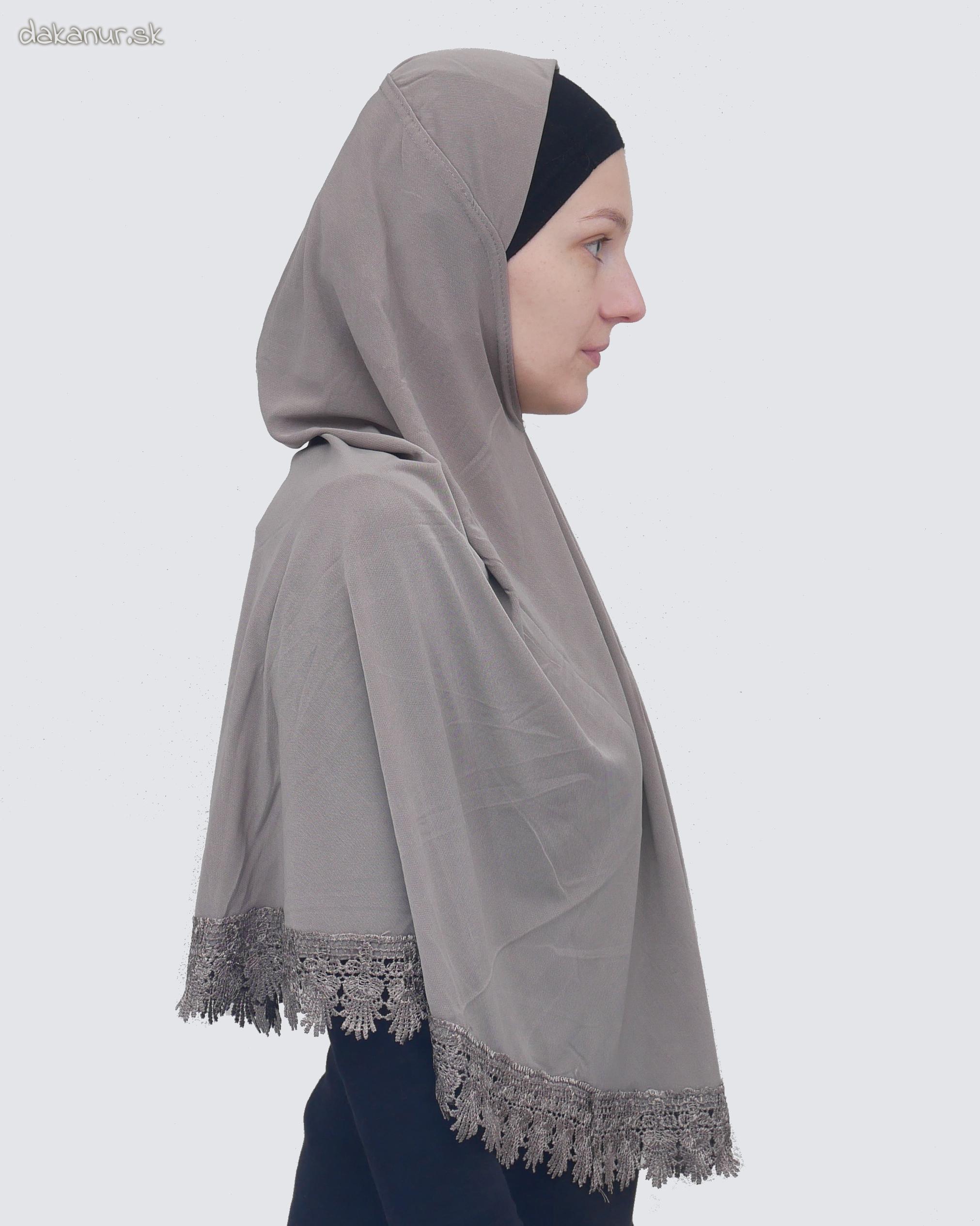 Ozdobný krajkovaný hnedý hijáb