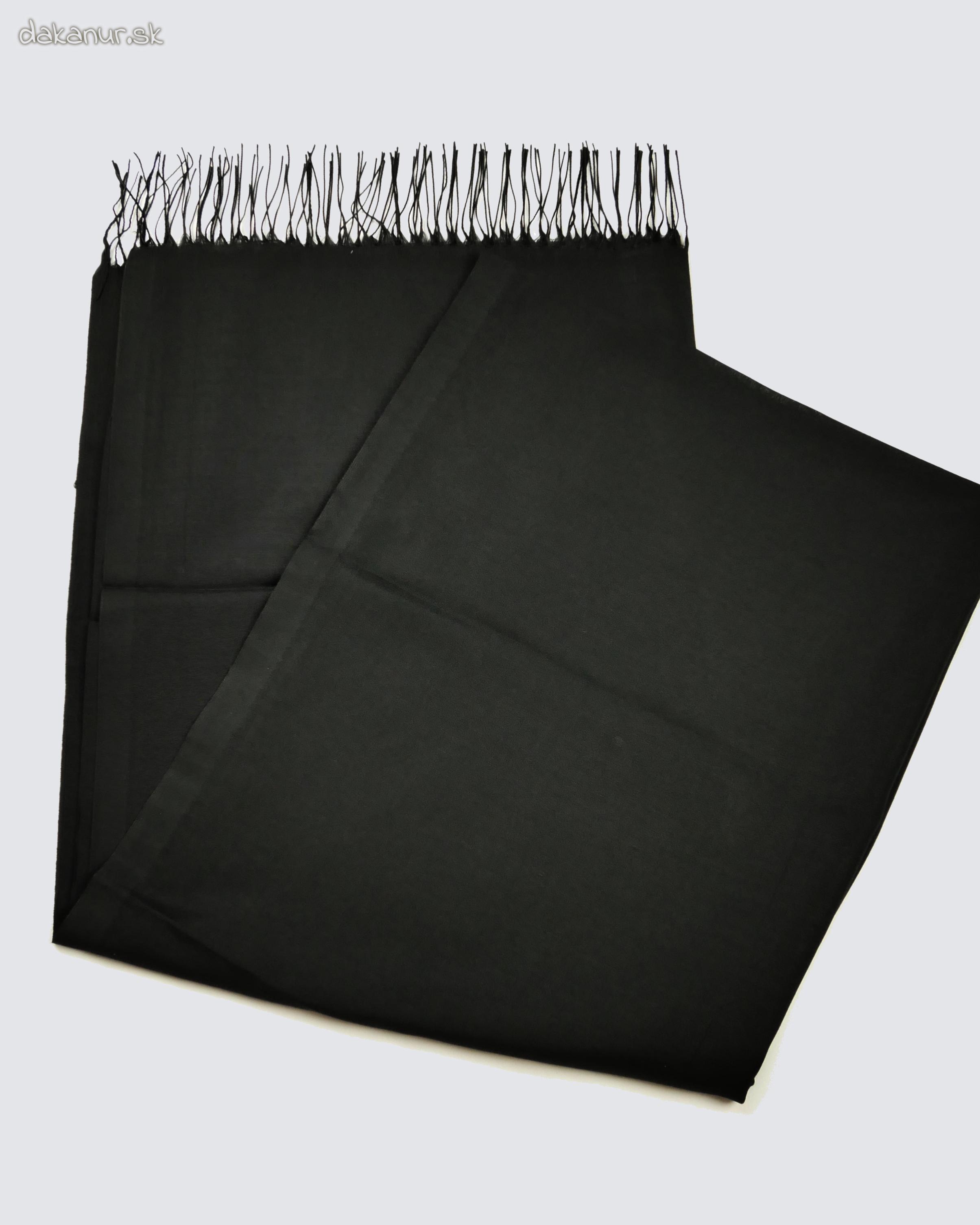 Čierny bavlnený šál