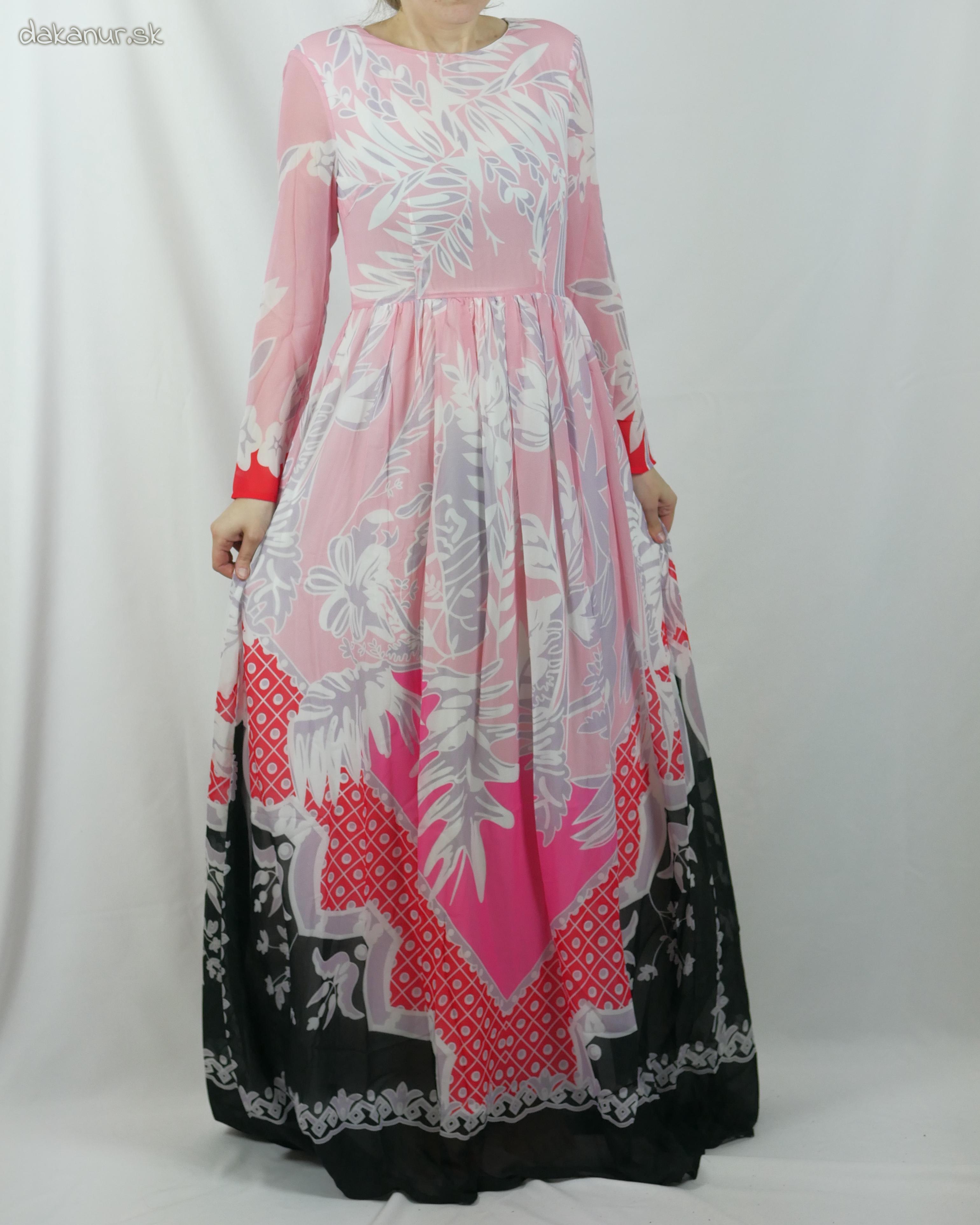 Ružové vzorované šaty