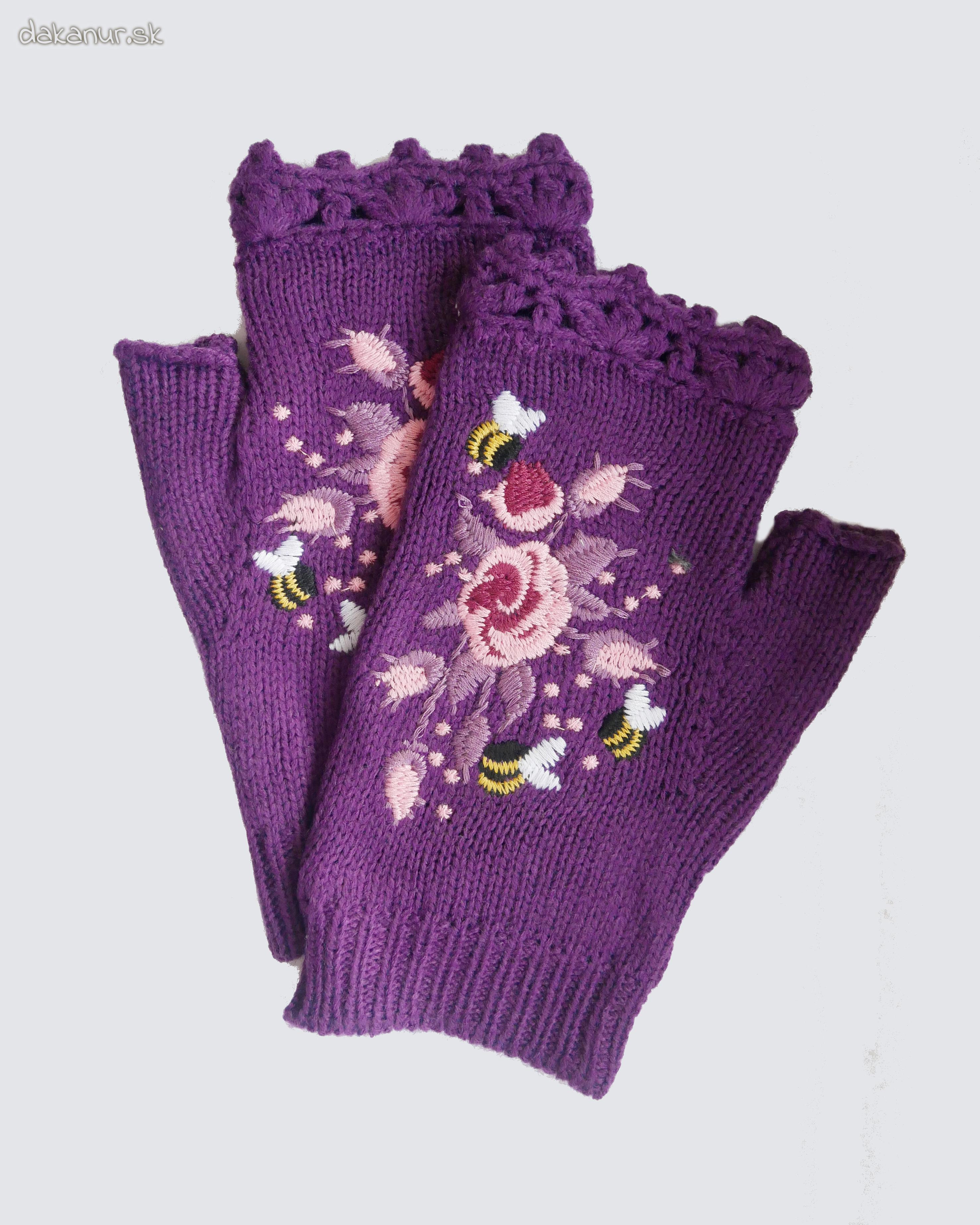 Fialové vyšívané kvietkované rukavice bez prstov