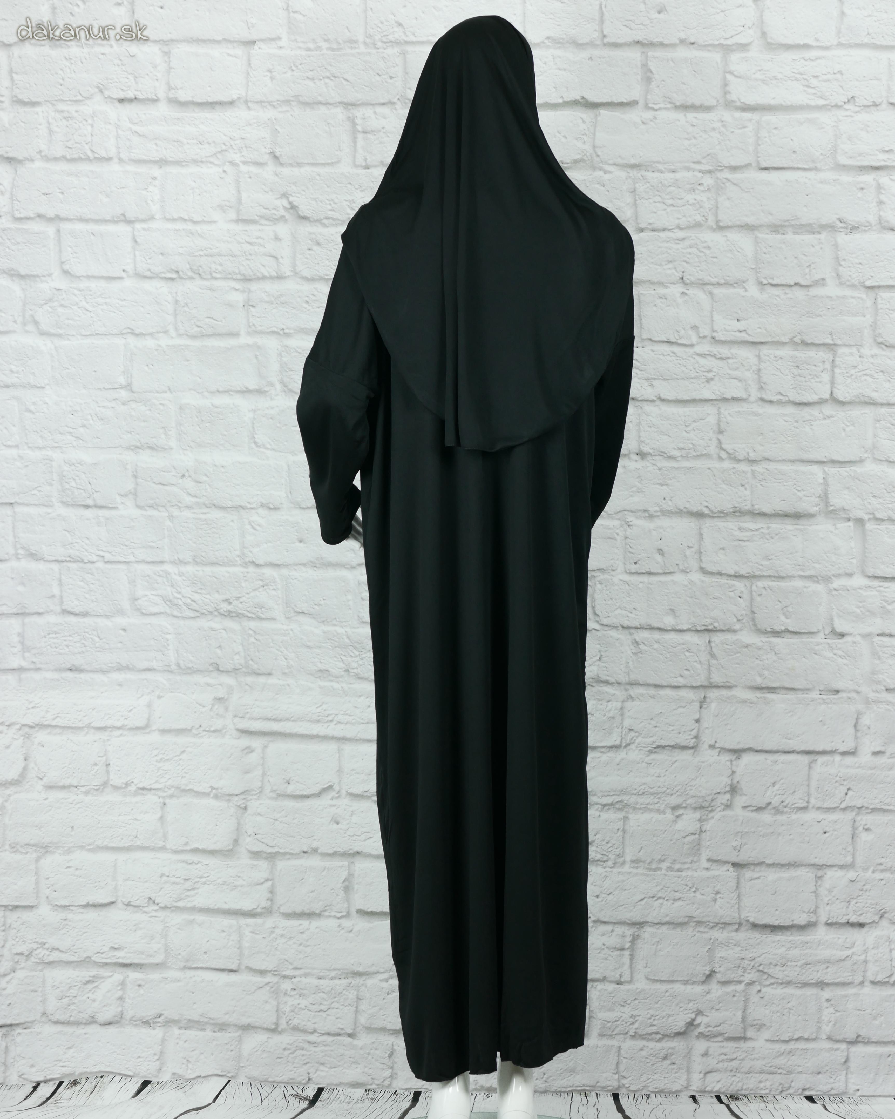 Čierne modlitebné šaty