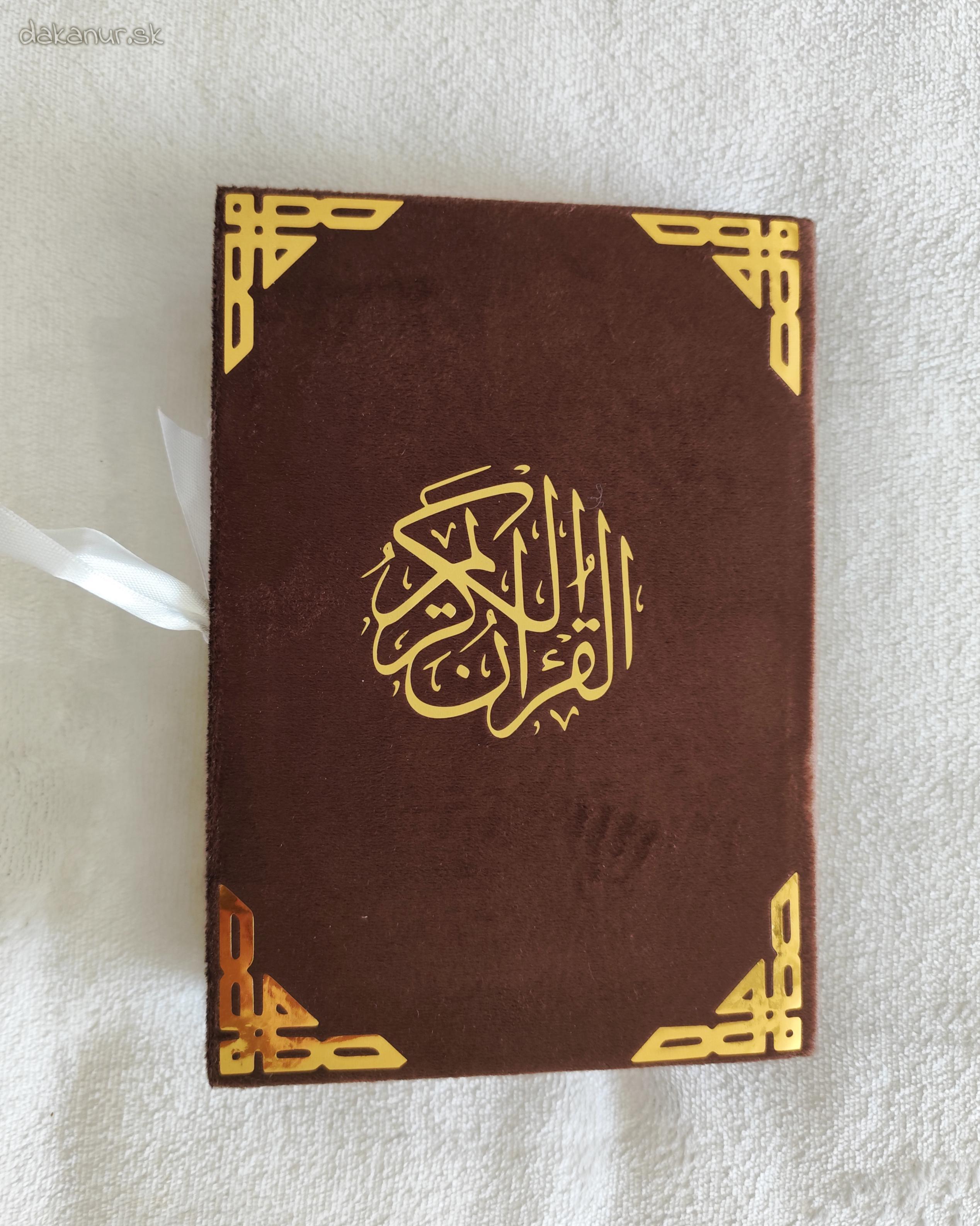 Hnedý arabský velúrový korán s mašľou